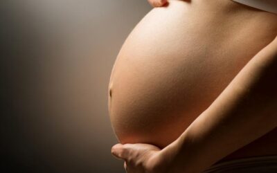 Gravidanza a Rischio: Come Riconoscere i Fattori e Gestire al Meglio Ogni Fase